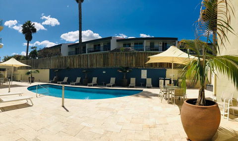 Sea Breeze Luxury Holiday Apartment - Accommodation Asia 3