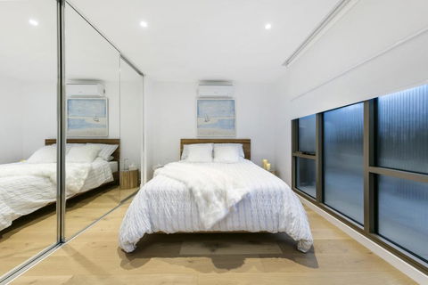 SEA TEMPLE - MORNINGTON - Accommodation Asia 0