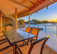 Seachange -Waterfront - Accommodation Guide