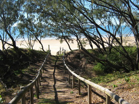 SeaEagles Beach Resort - Accommodation China 2