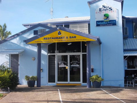 SeaEagles Beach Resort - Accommodation China 3