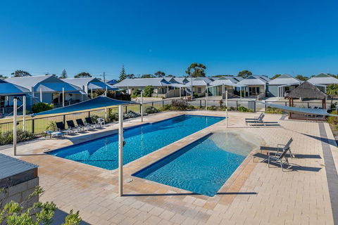 Seafront Unit 49 - Accommodation Asia 3