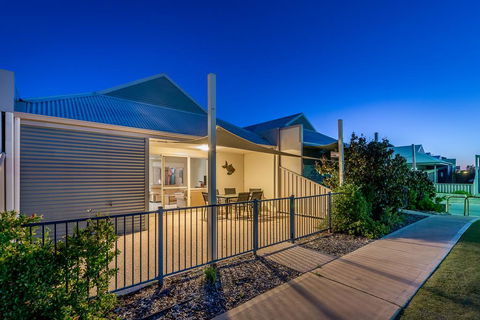 Seafront Unit 49 - Accommodation Asia 1