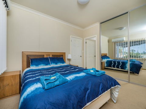 Seafront Unit 50 - Accommodation Asia 0