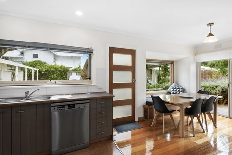 Seahaven Village - Accommodation Asia 2