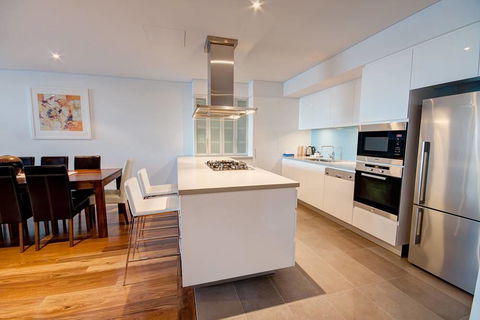 Seapoint 109 - Accommodation Asia 3