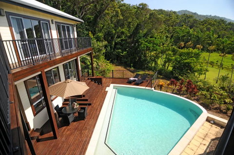 Seaview - Accommodation Guide 2