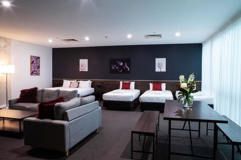Sfera's Park Suites & Convention Centre - Accommodation Asia 2