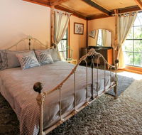 Shady Creek Eco Cabin Peaceful Country Getaway - Accommodation Guide