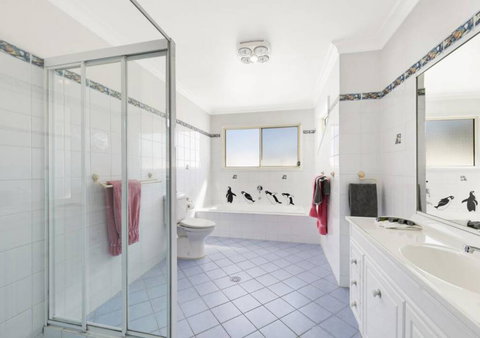 Shelly Beach Family Hideaway - Pool, Beach, Golf - Accommodation Asia 2