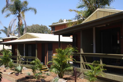 Shelly Beach Holiday Park - Accommodation Asia 3