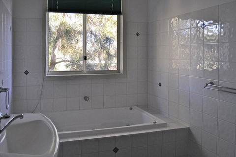 Sheoak Holiday Home - Accommodation Asia 1