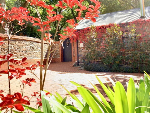 Sherwoode - Accommodation Asia 1