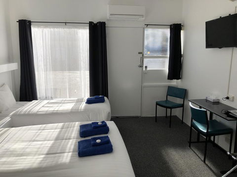 Ship Inn Motel - Accommodation Guide 3
