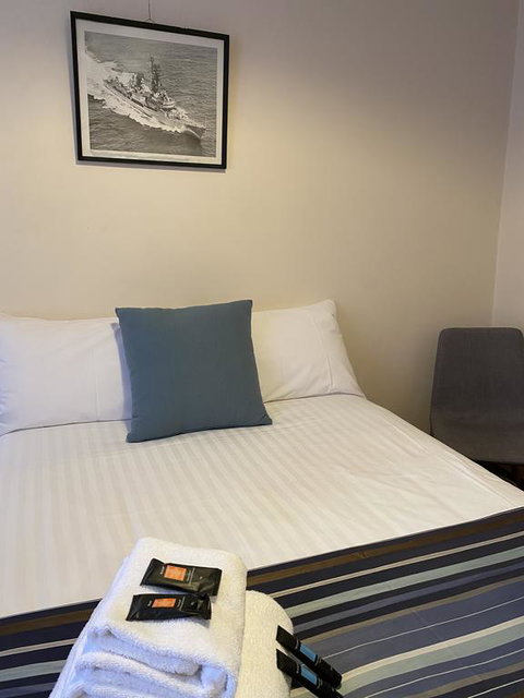 Shipwrights Arms - Accommodation Guide 3