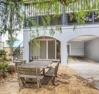 Shoal Bay Avenue Unit 2/7