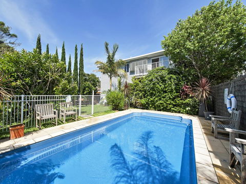 SHOAL BAY RIGGERS - Accommodation Guide 0