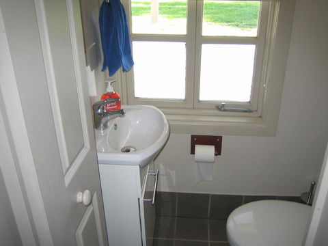 Showgrounds Cottage Naracoorte - Accommodation Asia 2
