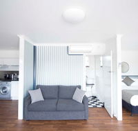 Siesta Central Apartments - Accommodation Guide