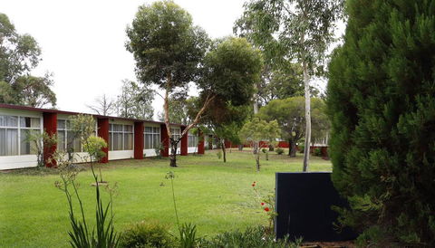 Silver Oaks Motel - Accommodation China 3