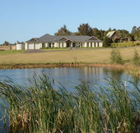 Silver Springs Estate 4br house  6br house with Wifi Pool. Fireplace Views Olives and Space - Accommodation Asia