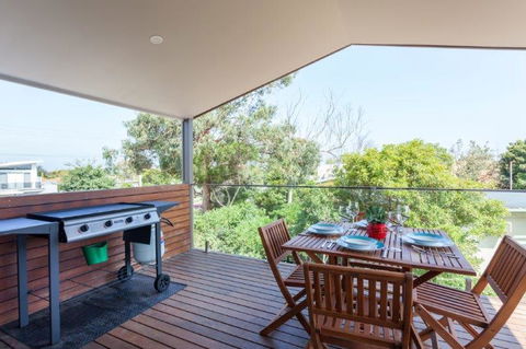 Silversands Beach Cottage - Accommodation Asia 2