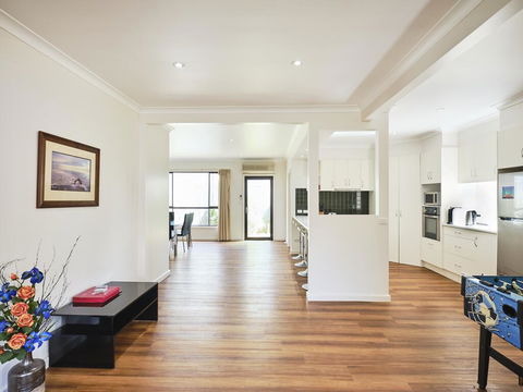 Skymirror Villa - Accommodation Asia 0