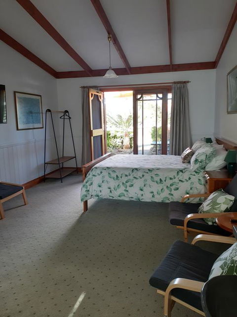 Sleepy Hollow Hideout (Hidout 2) - Accommodation Asia 2