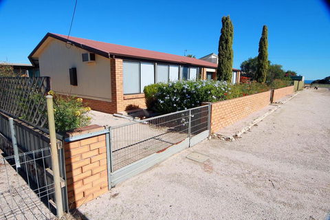 Smoky Bay Holiday House - Accommodation Asia 2