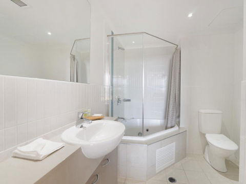 Soho - Ettalong Beach Resort - Accommodation China 1