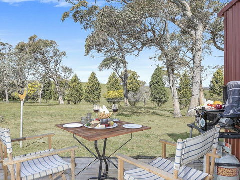 Somerton Barn - Rural Tranquility & Country Comfort - Accommodation Asia 0