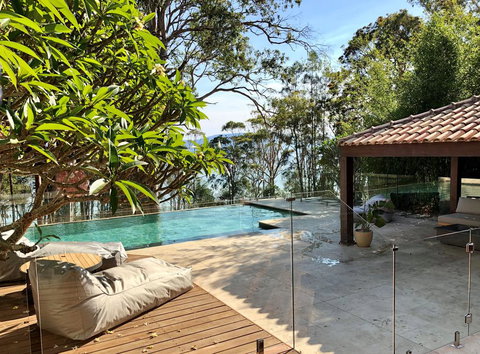 Songbird - Accommodation Asia 1