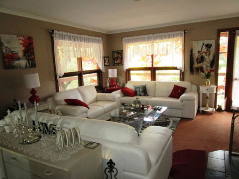 Southern Vales Bed & Breakfast - Accommodation Asia 2