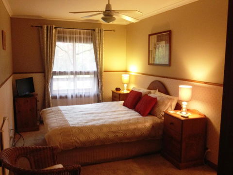 Southern Vales Bed & Breakfast - Accommodation Asia 0