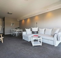 Spacious 2 Bedroom Apartment in Melbourne's Southbank - Accommodation Guide
