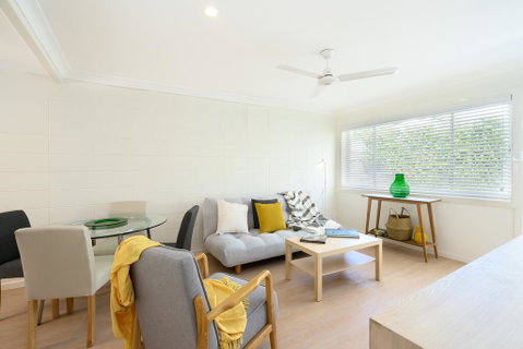 Spacious And Bright Apartment Minutes To The Beach - Accommodation Guide 0