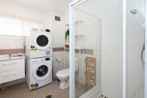 Spacious And Bright Apartment Minutes To The Beach - Accommodation Guide 3