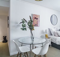 Spacious Apt V Stylish Furniture Pool GYM - Accommodation Guide