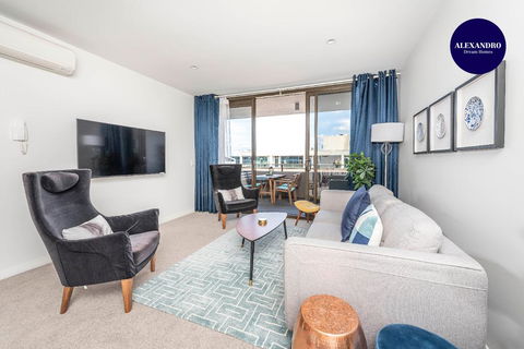 SPACIOUS BRAND NEW // 1BR // IN GORGEOUS BARTON - Accommodation Asia 0
