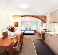 Spacious Studio With Courtyard and Extra Beds - Accommodation Asia