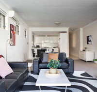Spacious Two-Bedroom Apartment near Hospital - Accommodation Asia