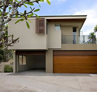 Spacious with surf views Sunshine Beach