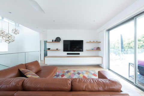 Spectacular Bilgola Beachhouse - Accommodation Asia 1