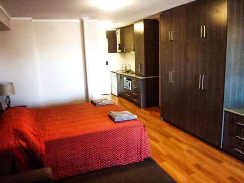 Spinifex Hotel - Accommodation Asia 1