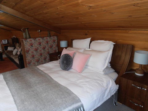 Springmead Rustic Cabin - Accommodation Asia 0