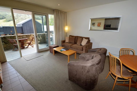 Squatters 1 - Accommodation Asia 1