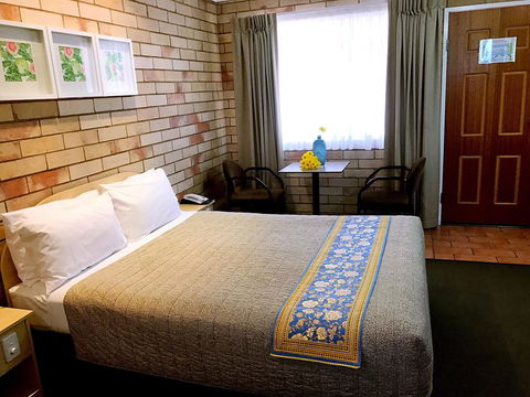 Starlight Motor Inn - Accommodation Asia 2
