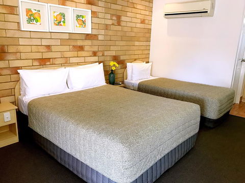 Starlight Motor Inn - Accommodation Asia 0