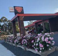 Statesman Motor Inn - Accommodation Asia