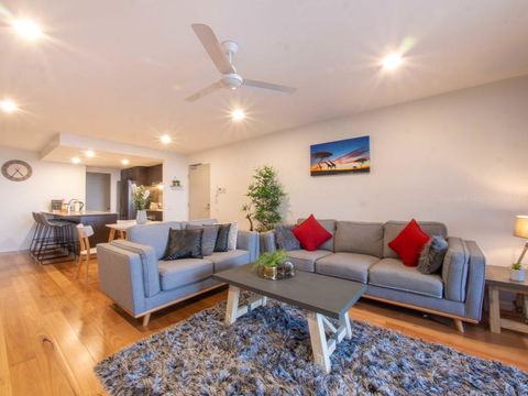 Stawealth Westside Apartments - Accommodation Asia 2